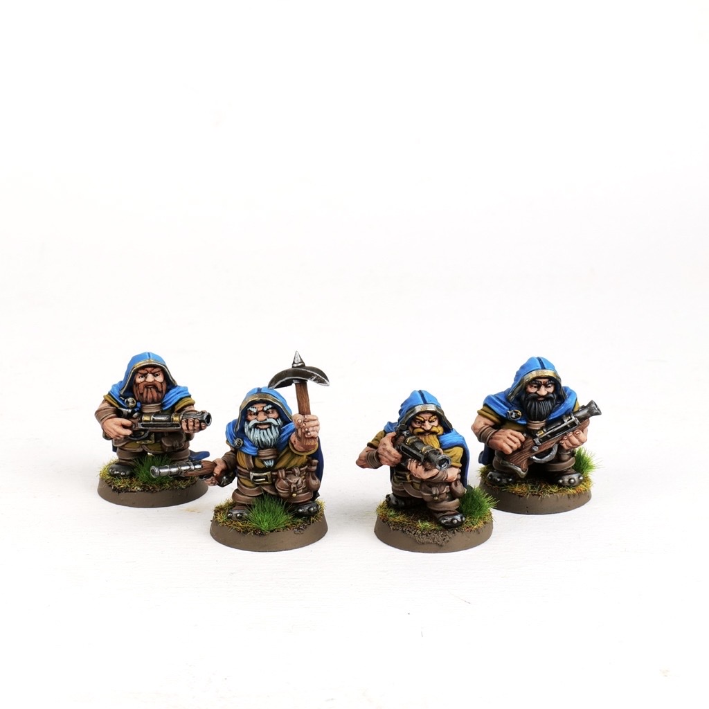 Painted Dwarves miniature unit with black-powder weapons